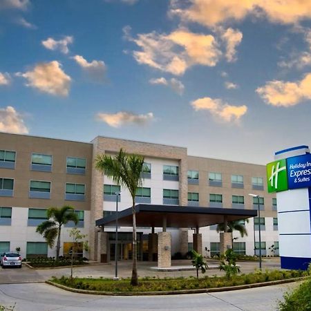 Holiday Inn Express & Suites Diamond By Ihg Stubbs Екстериор снимка