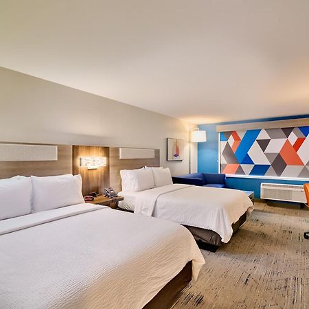 Holiday Inn Express & Suites Diamond By Ihg Stubbs Екстериор снимка